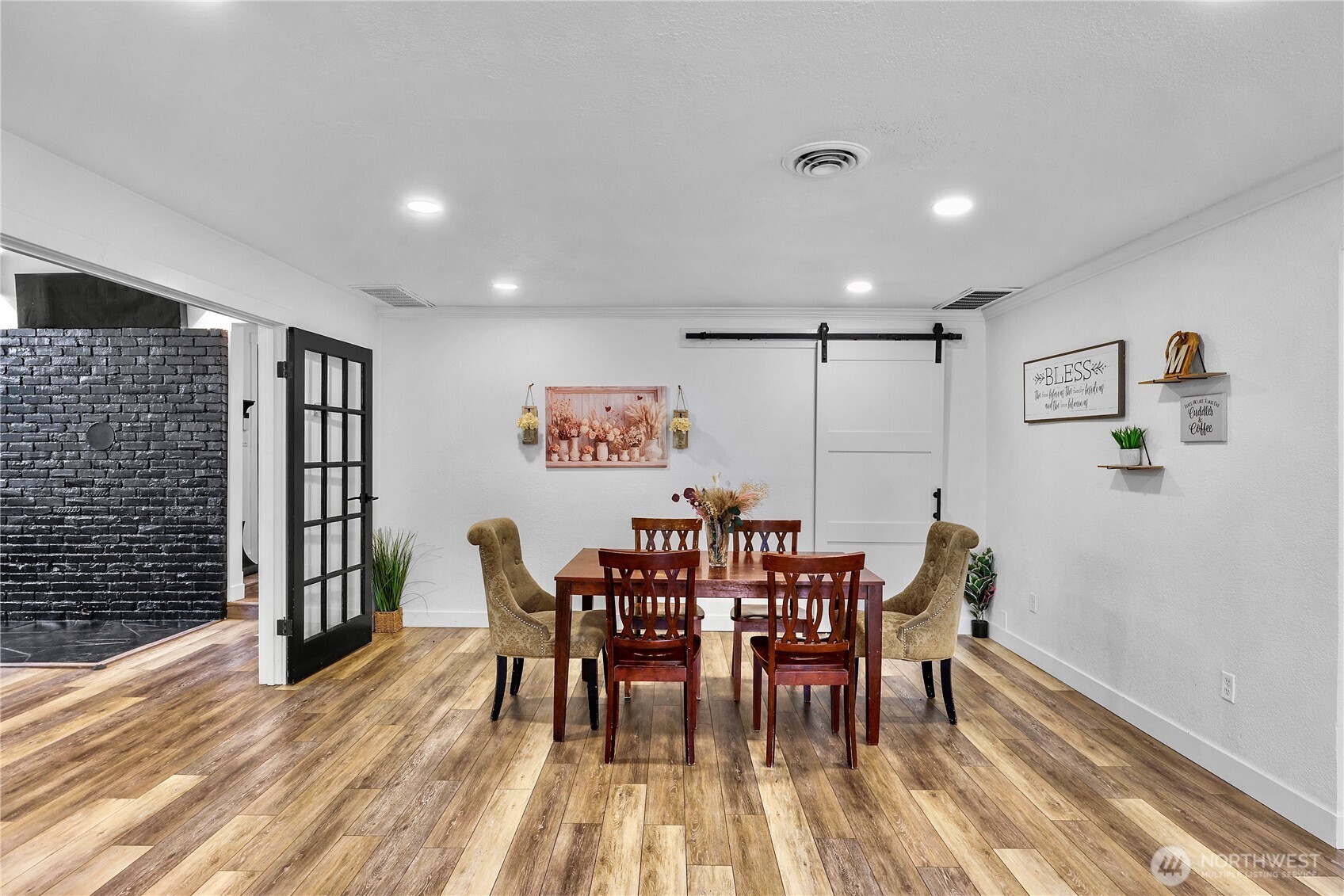 5144 Hannegan Road Property Photo 16
