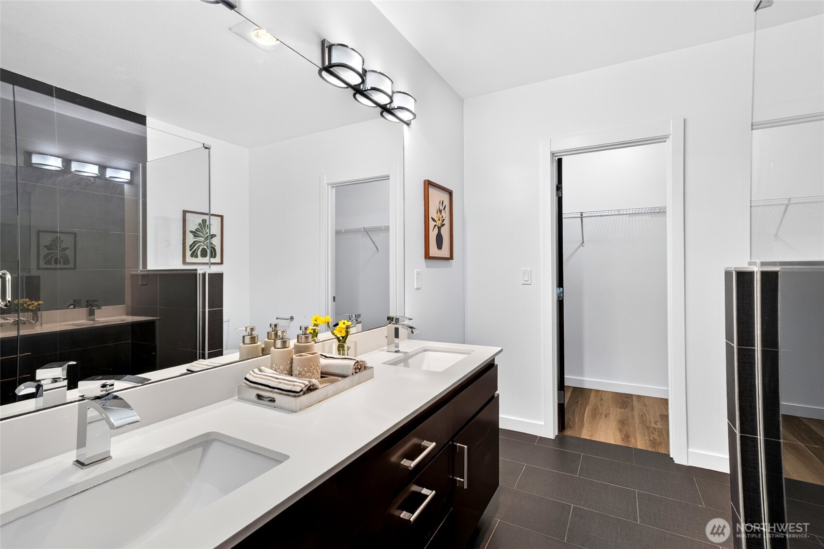 2122 Ne 89th Street Property Photo 10
