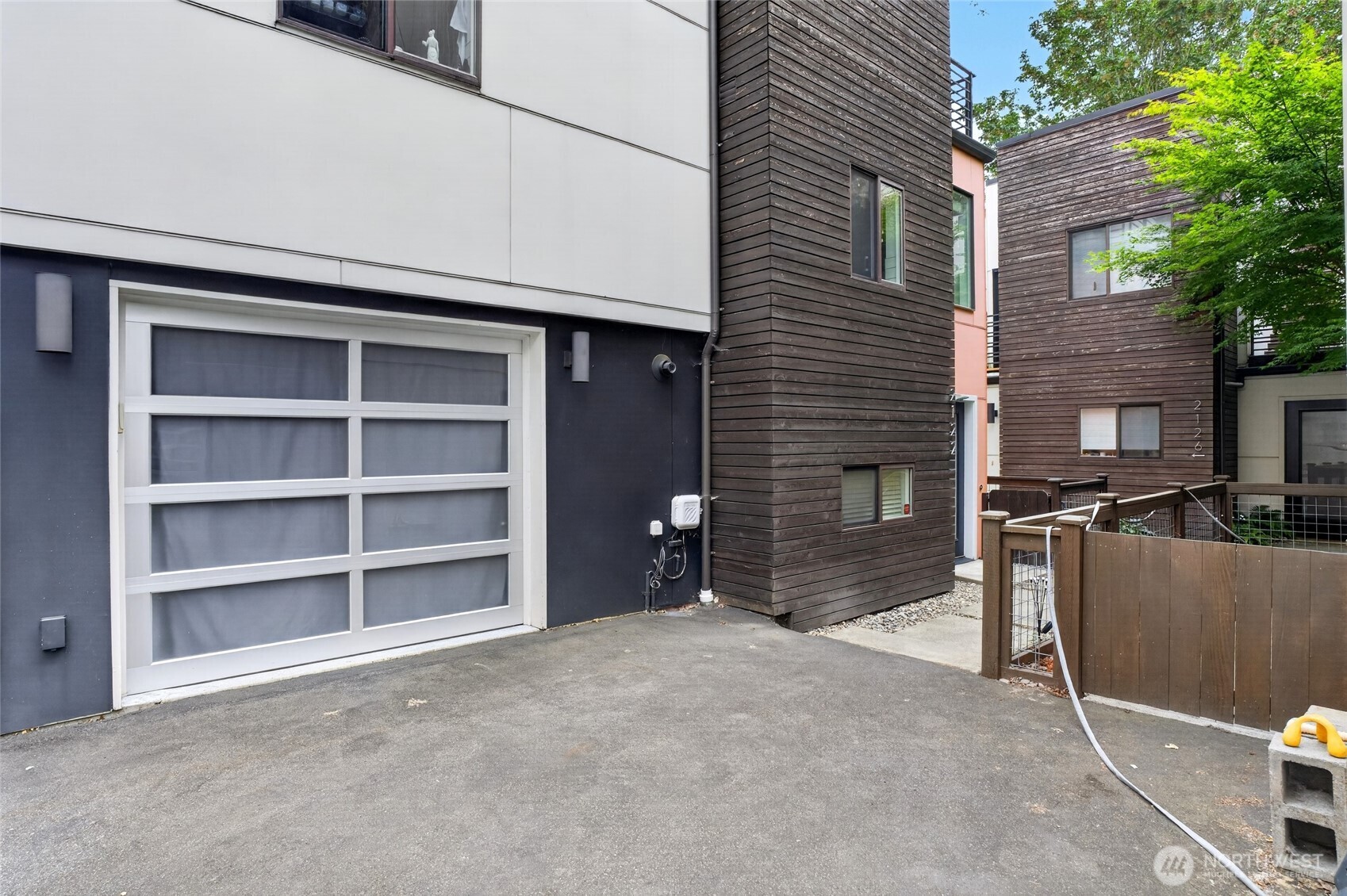 2122 Ne 89th Street Property Photo 18