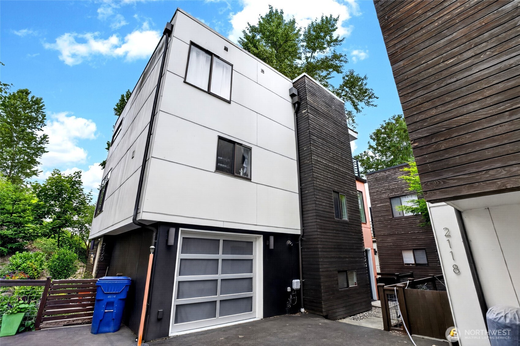 2122 Ne 89th Street Property Photo 19