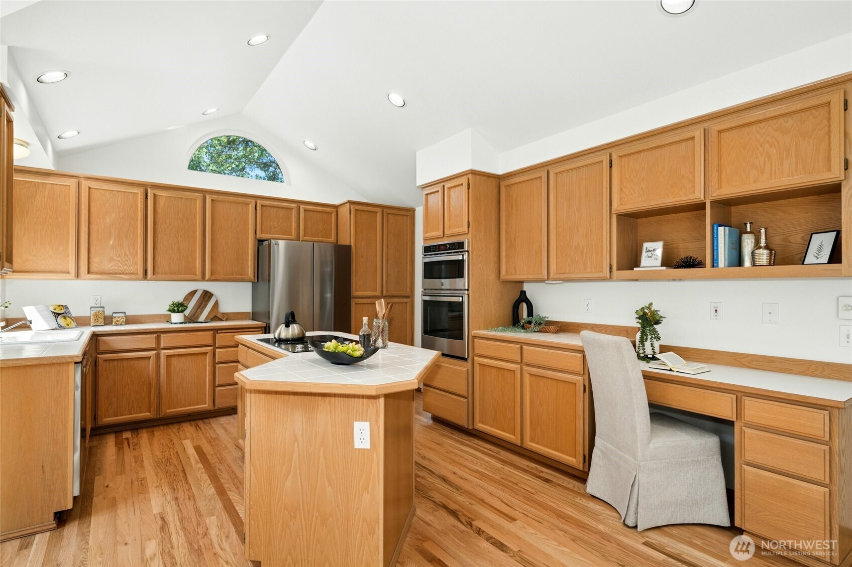 2489 239th Place Property Photo 10