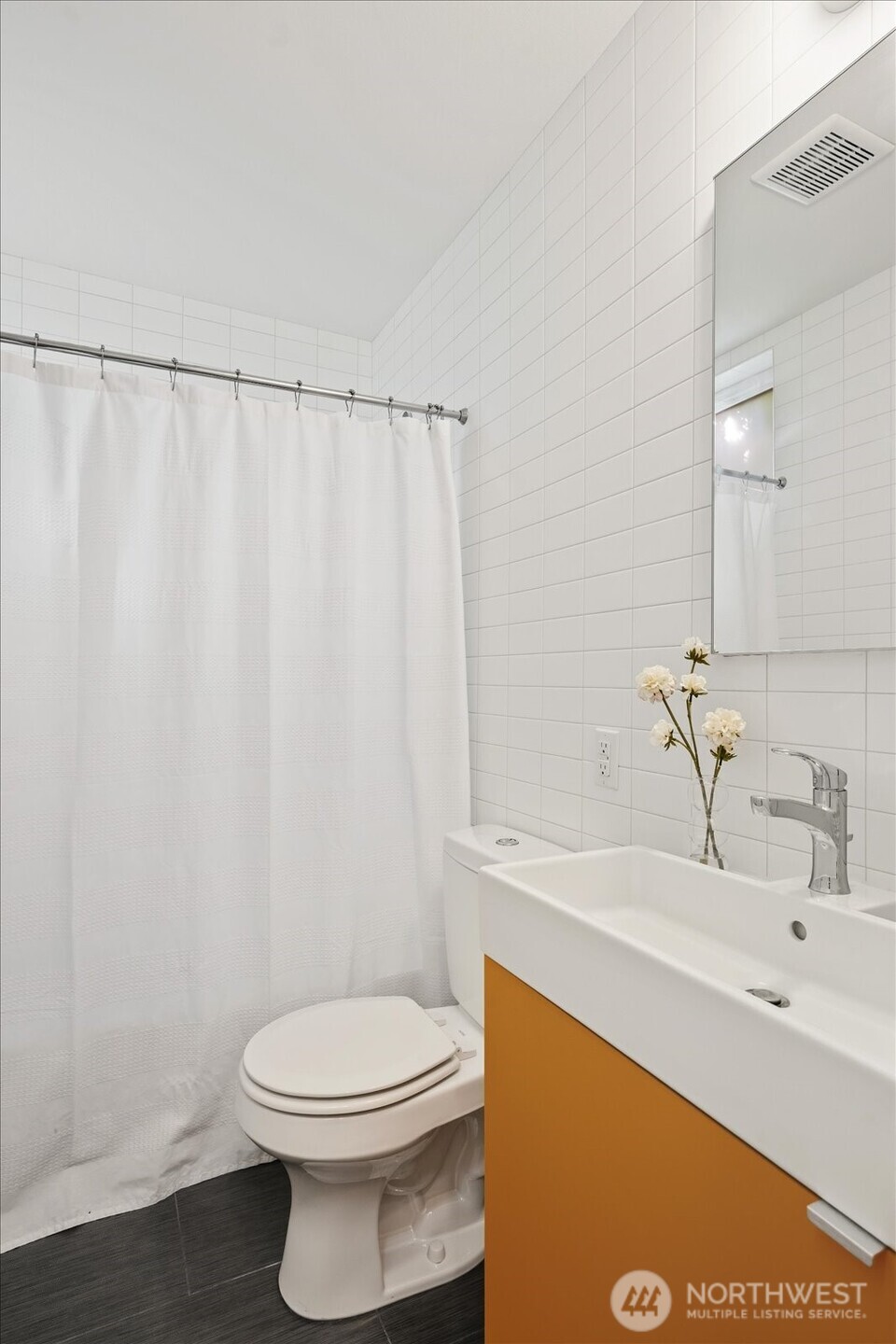 906 13th Avenue B Property Photo 20