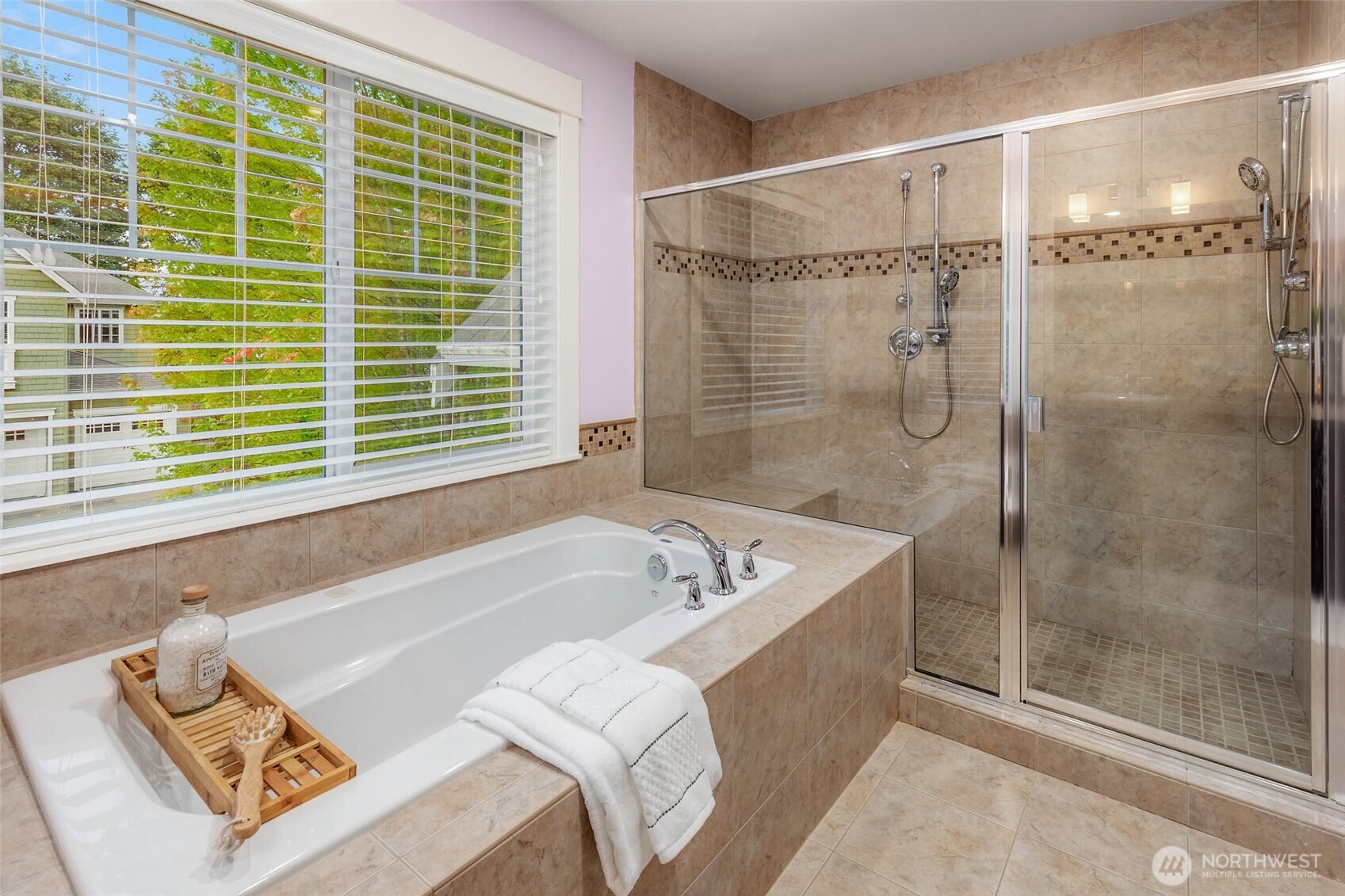 17019 Ne 118th Way Property Photo 24