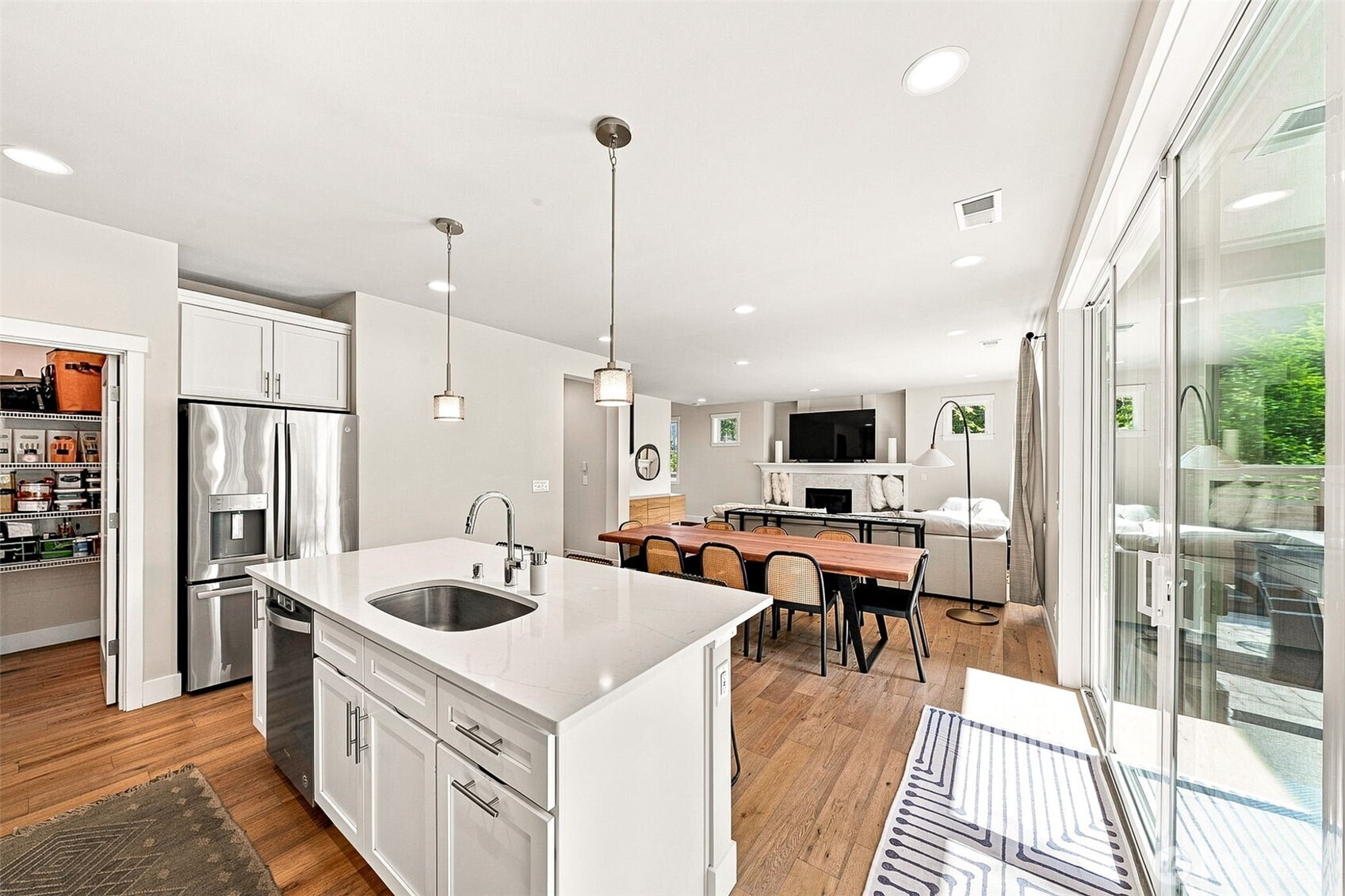 18630 Greenwood Place Property Photo 8