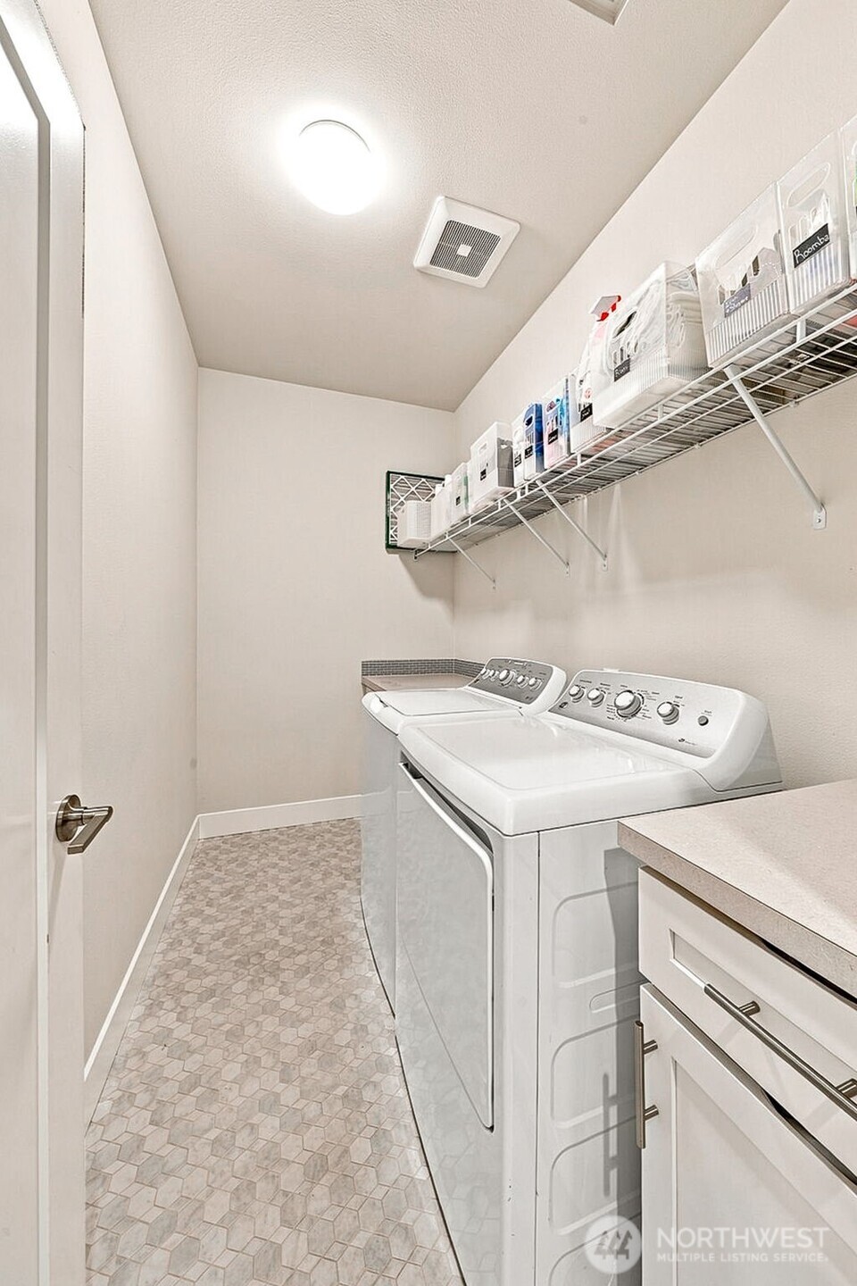 18630 Greenwood Place Property Photo 27