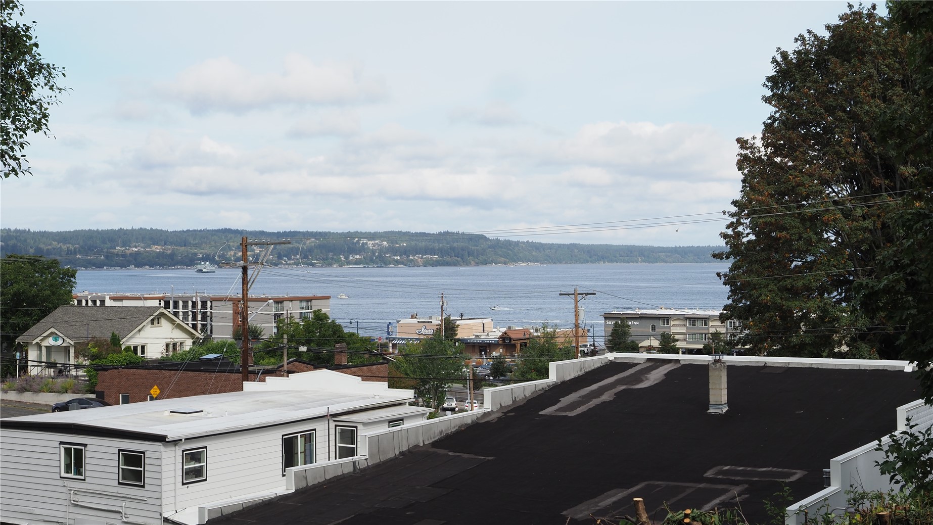 816 3rd Street Property Photo 3
