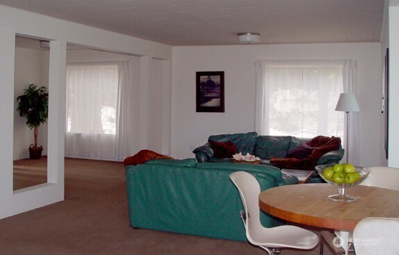 816 3rd Street Property Photo 8