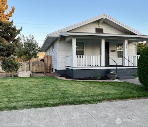 306 E 5th Avenue Property Photo 2