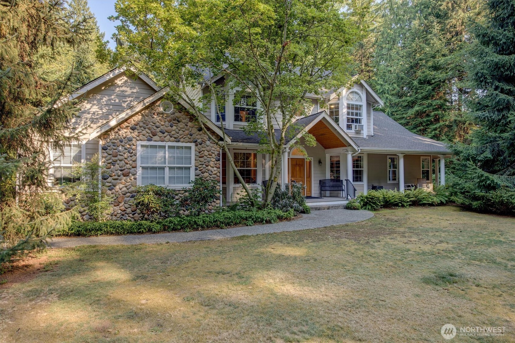 6477 Cultus Bay Road Property Photo 2