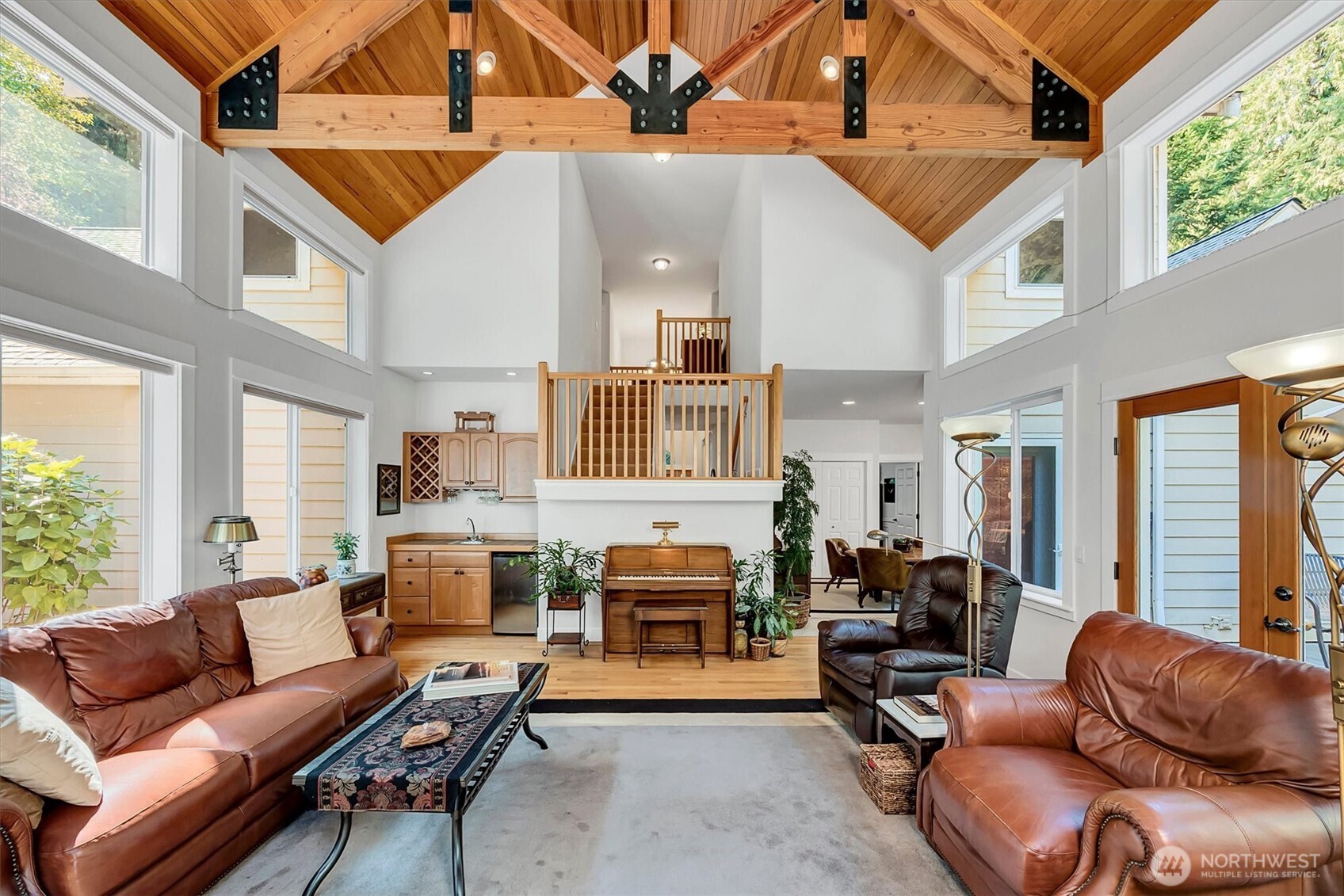 6477 Cultus Bay Road Property Photo 10