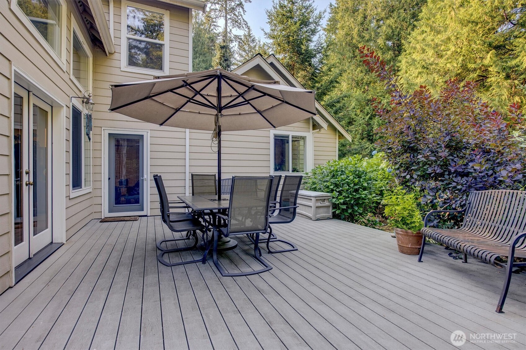 6477 Cultus Bay Road Property Photo 27