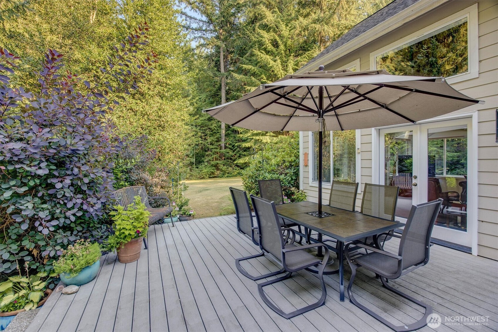 6477 Cultus Bay Road Property Photo 28