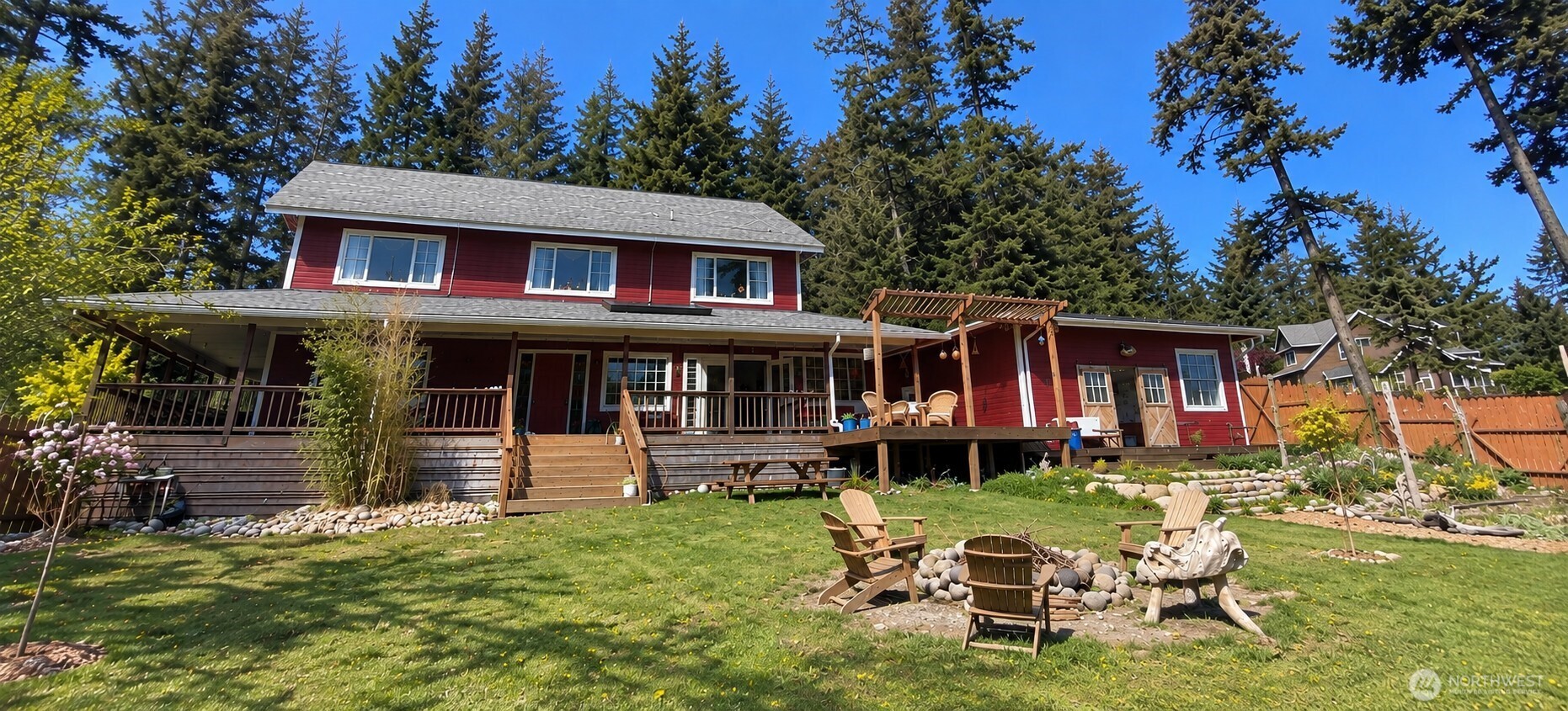 885 Bartel Road Property Photo 2