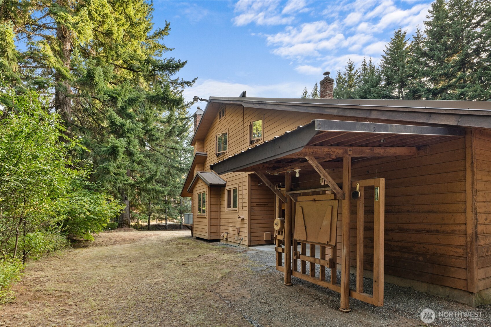 20 Oakmont Drive Property Photo 3