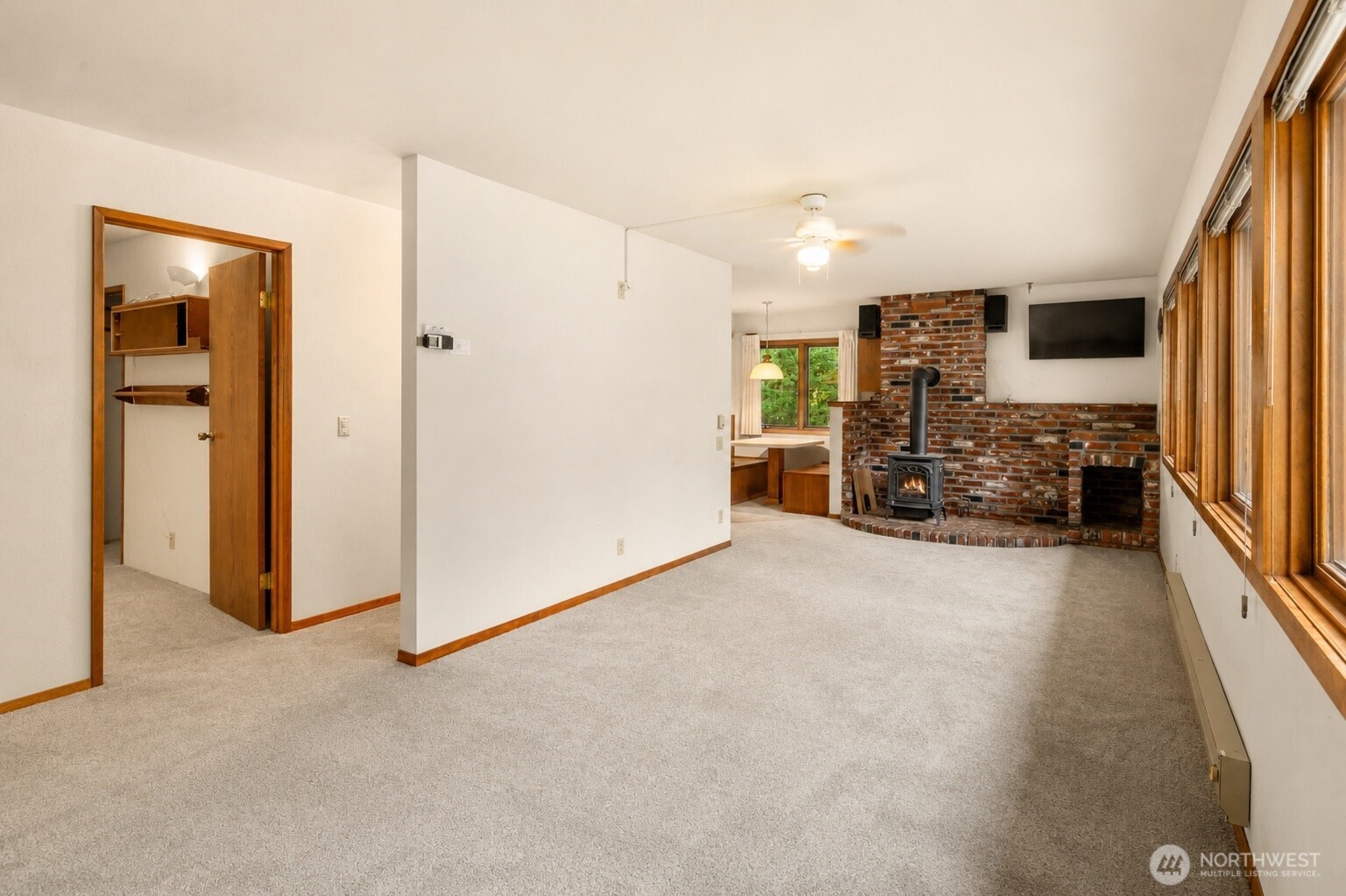 20 Oakmont Drive Property Photo 11