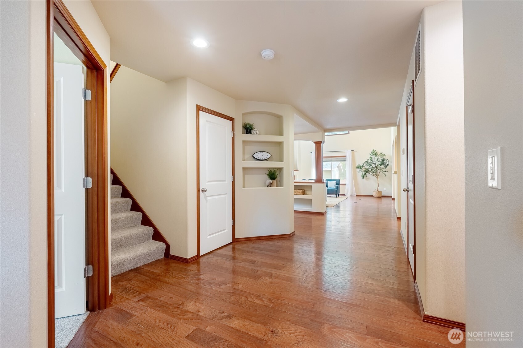 328 Barry Loop Property Photo 2