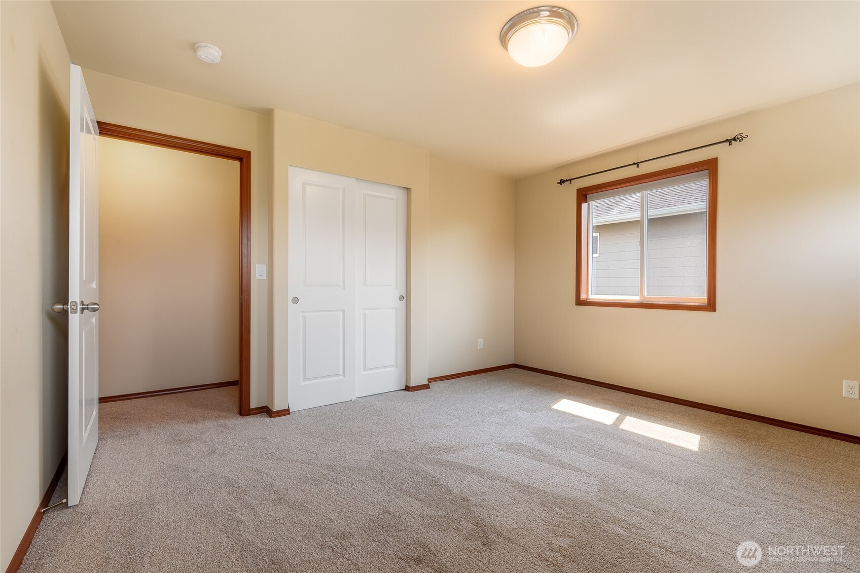 328 Barry Loop Property Photo 32