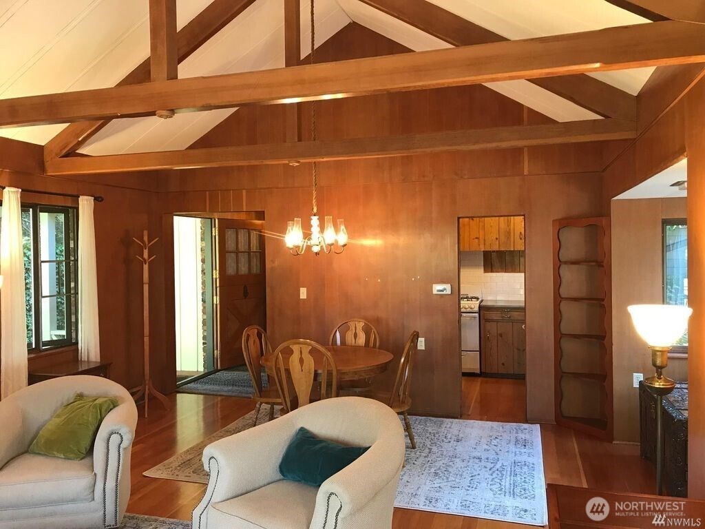 3222 30th Avenue Property Photo 3
