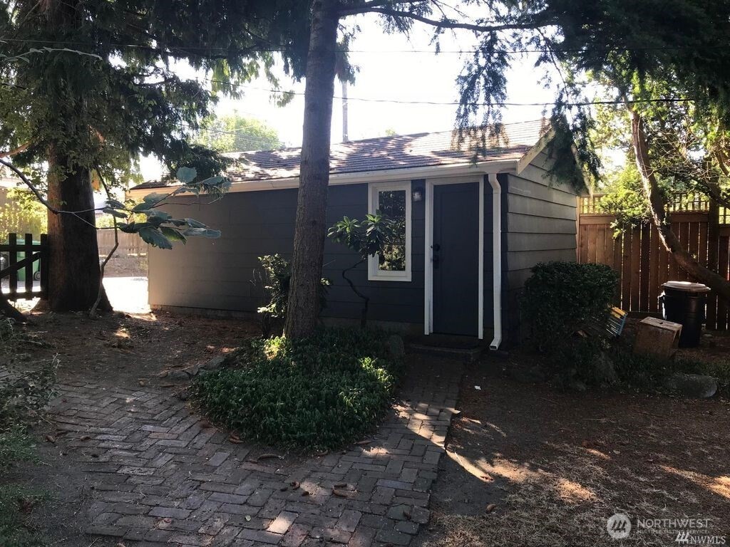 3222 30th Avenue Property Photo 8