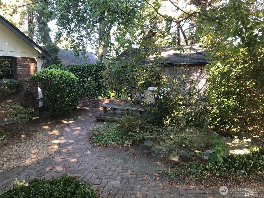 3222 30th Avenue Property Photo 9