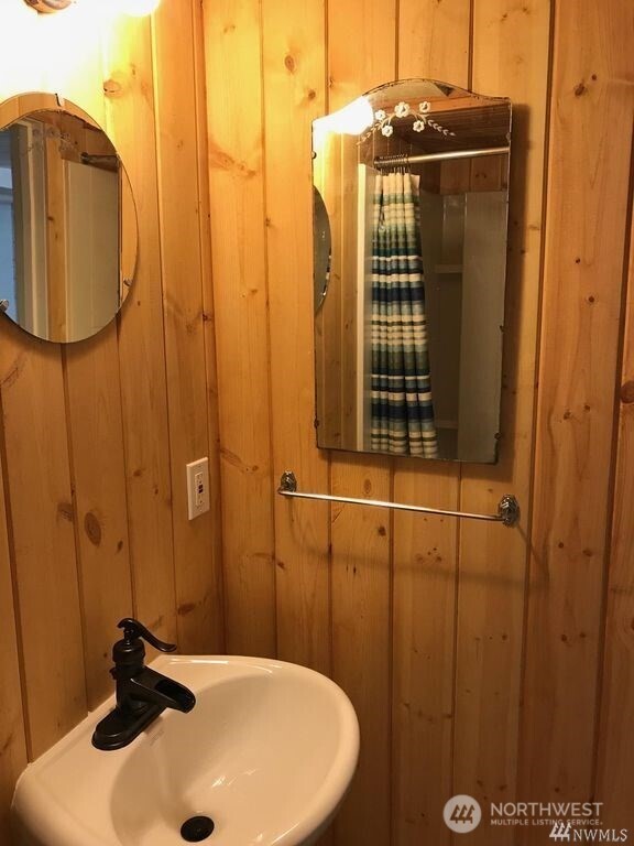 3222 30th Avenue Property Photo 18