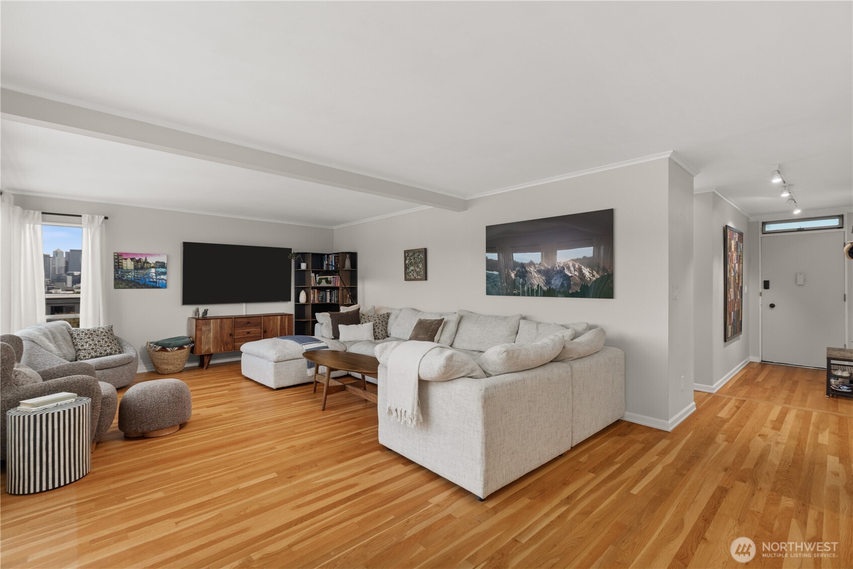 1758 Dexter Avenue 6 Property Photo 10