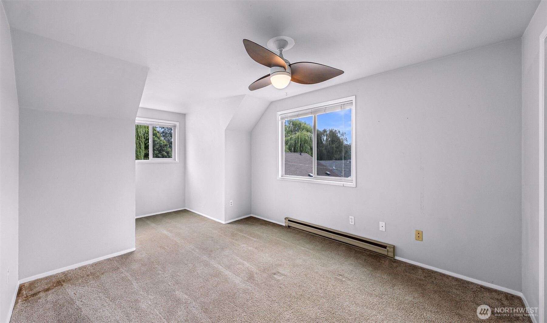 2429 Queen Street Property Photo 21