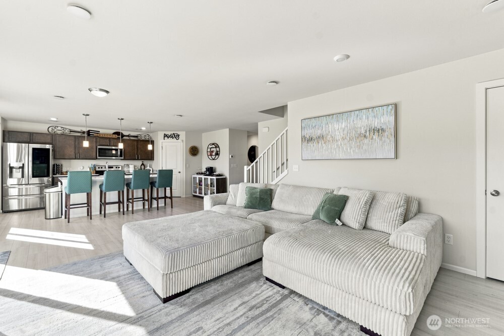 15057 Iverson Loop Property Photo 14
