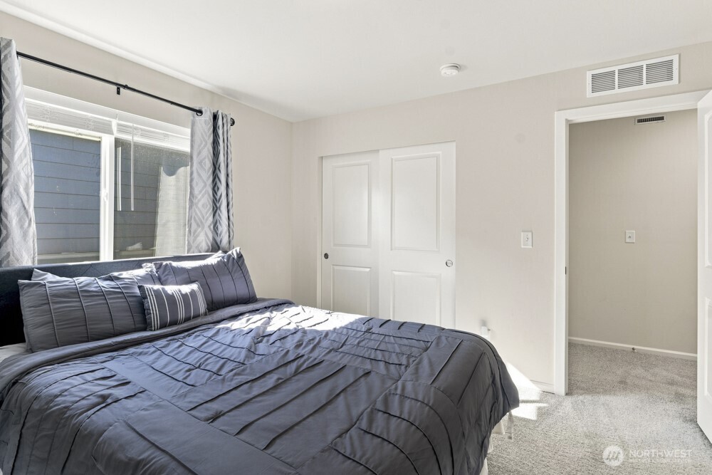 15057 Iverson Loop Property Photo 28