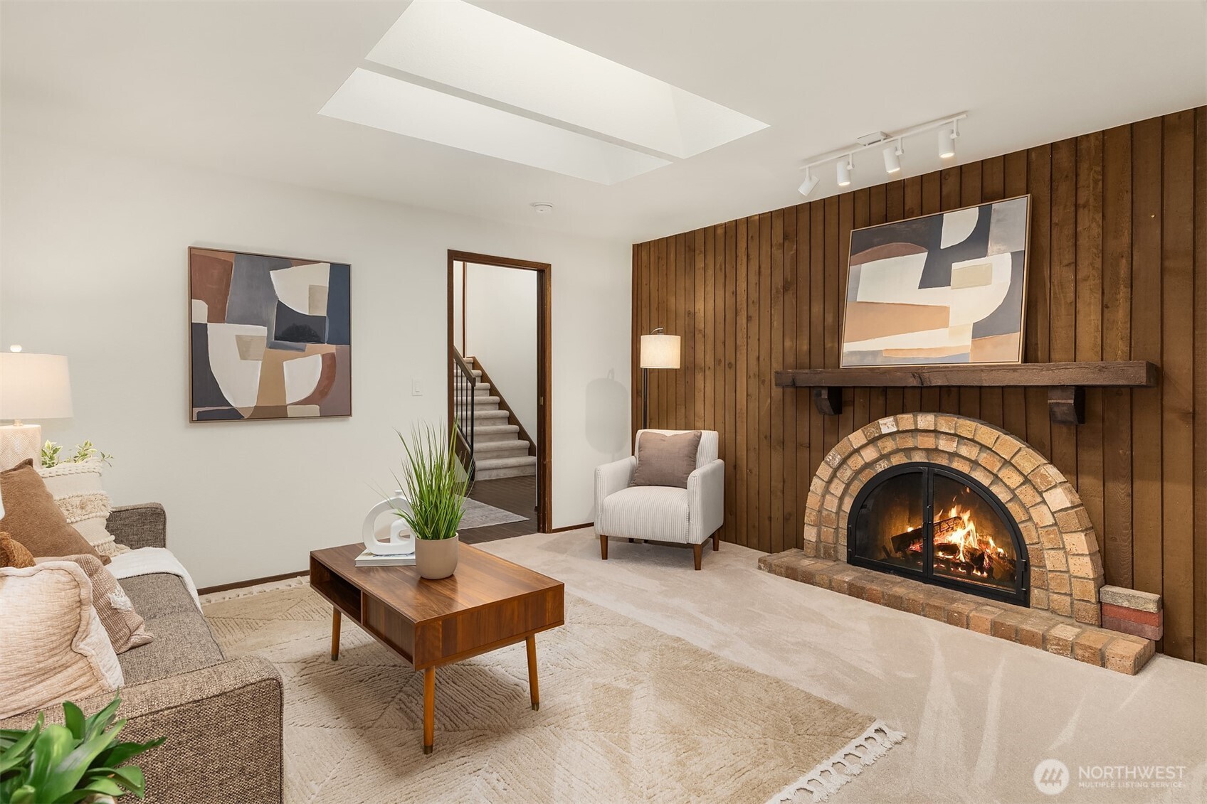 15053 253rd Avenue Property Photo 6