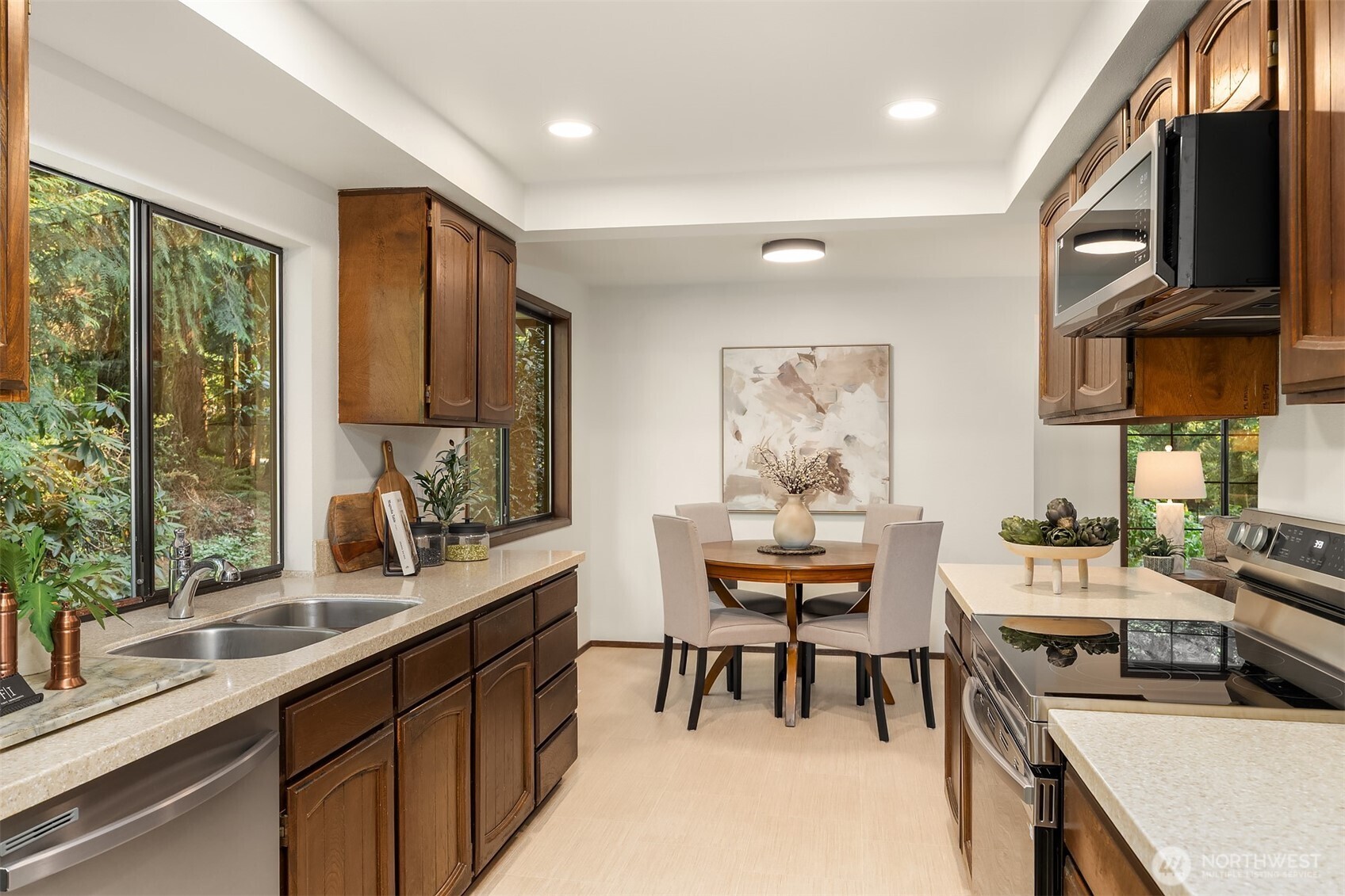 15053 253rd Avenue Property Photo 11