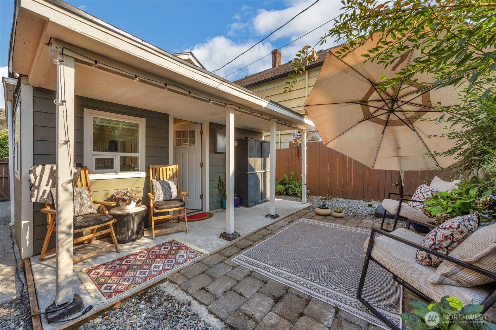 2430 Oakes Avenue Property Photo 19