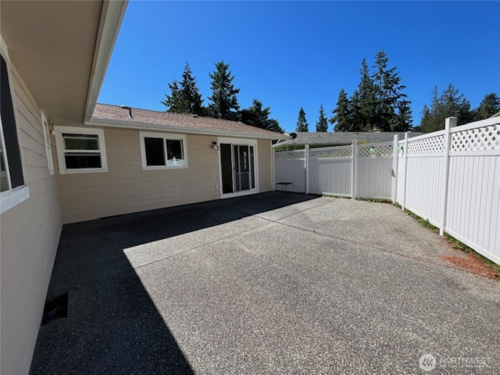 150 Madigan Road Property Photo 2