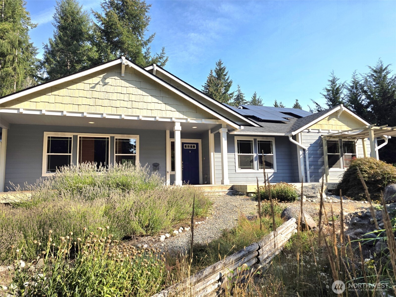 714 Tipsoo Loop Property Photo 1