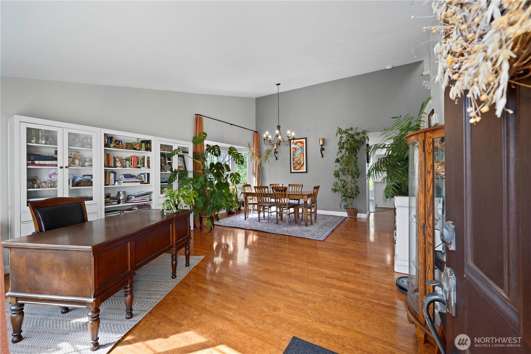 8630 74th Street Property Photo 3