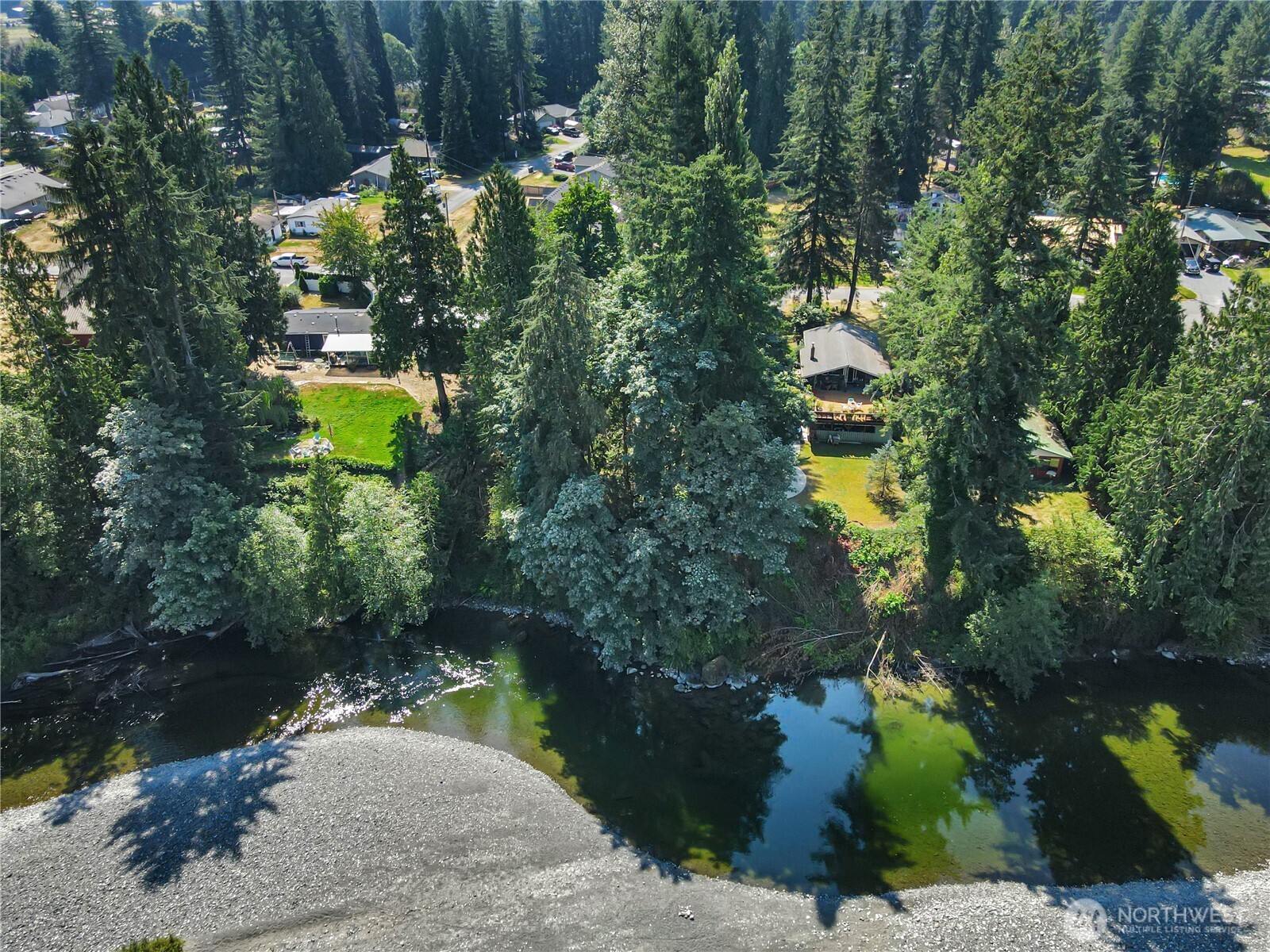 14107 Club Way Property Photo 7