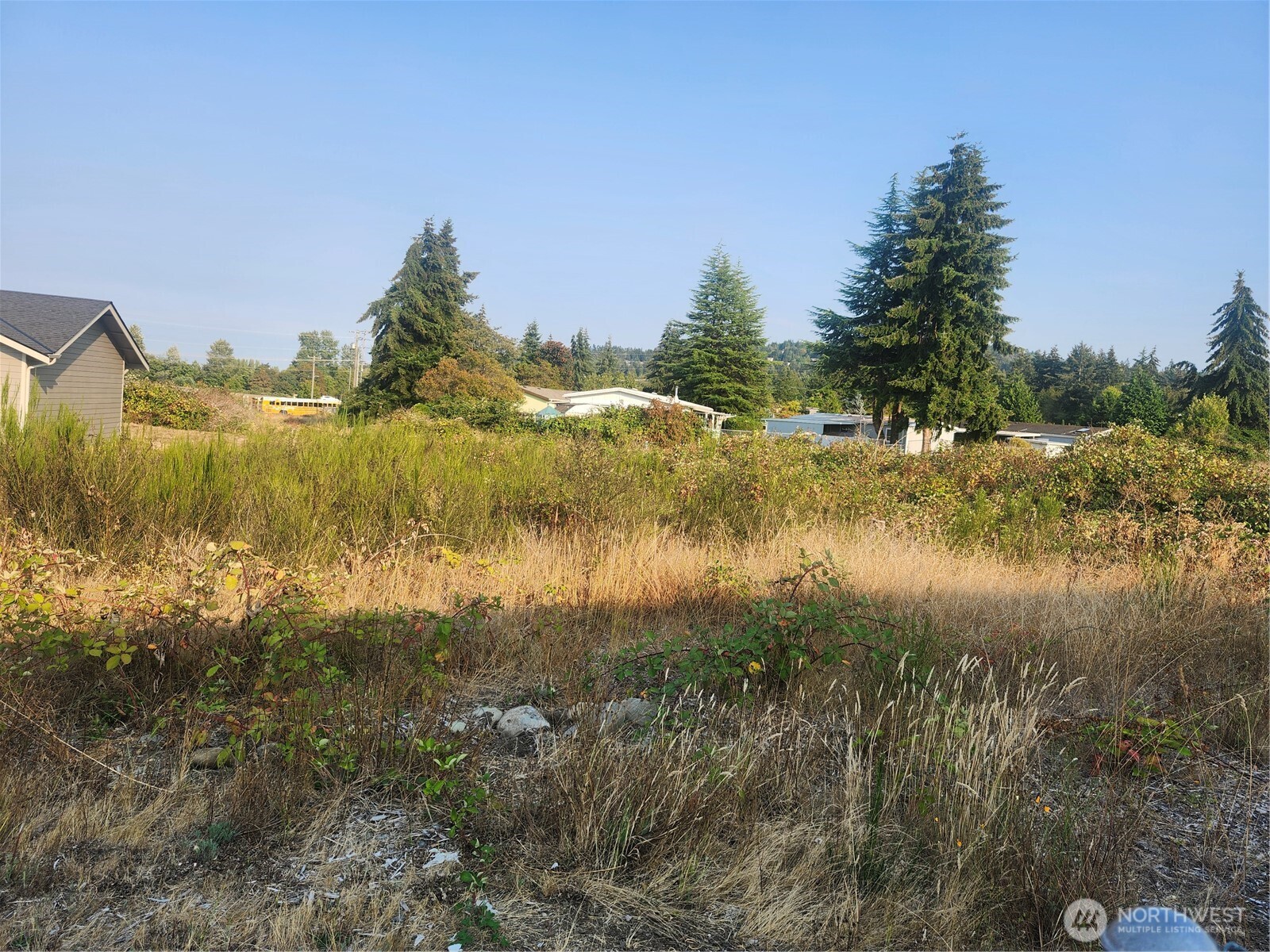421 Salal Place Property Photo 3
