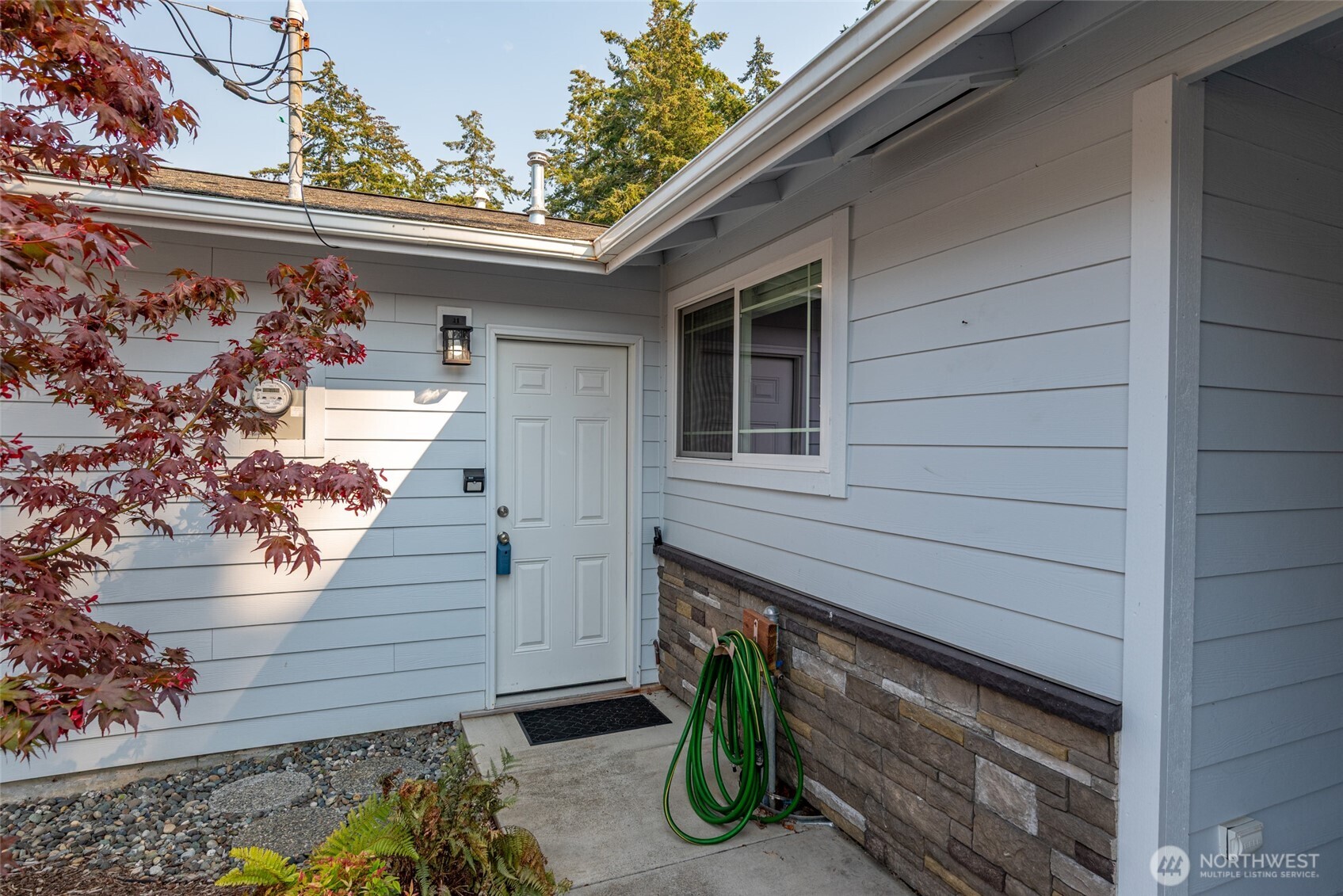 1925 Ne 8th Avenue Property Photo 4