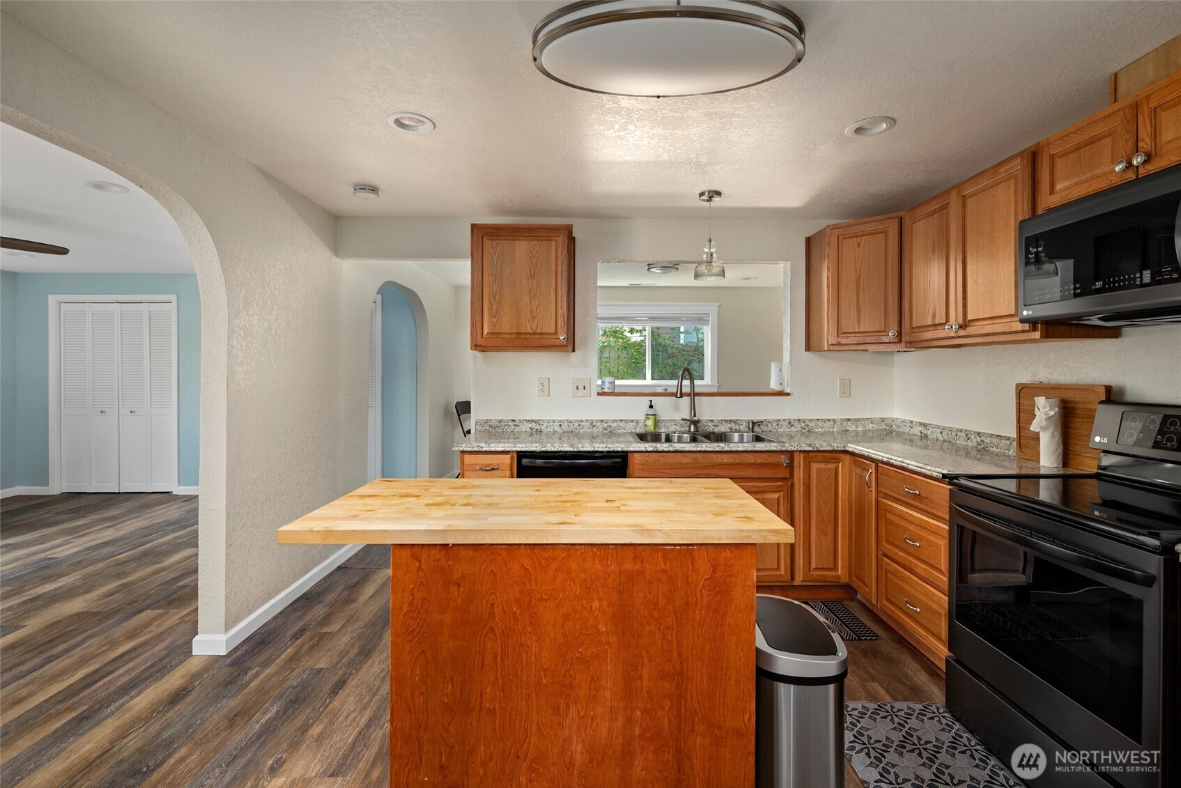 1925 Ne 8th Avenue Property Photo 15