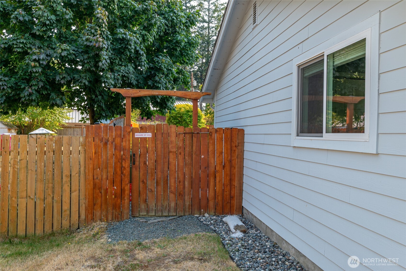 1925 Ne 8th Avenue Property Photo 35