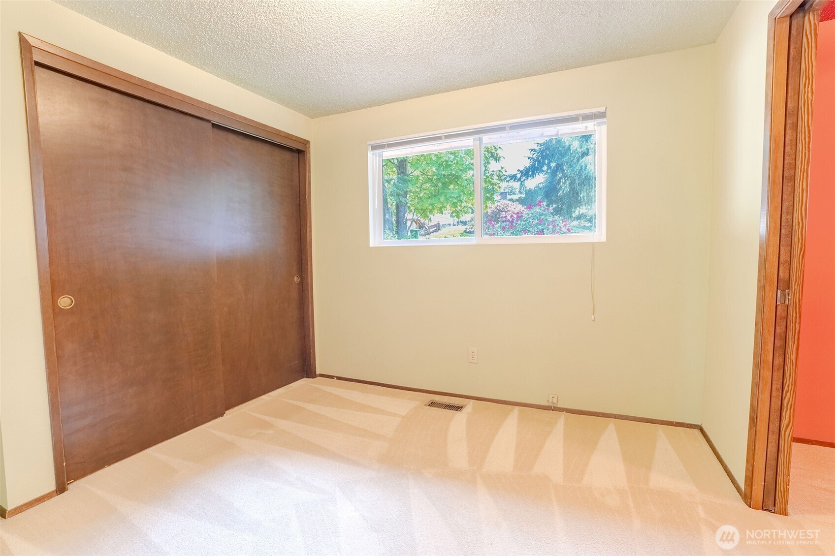 8017 47th Place Property Photo 11