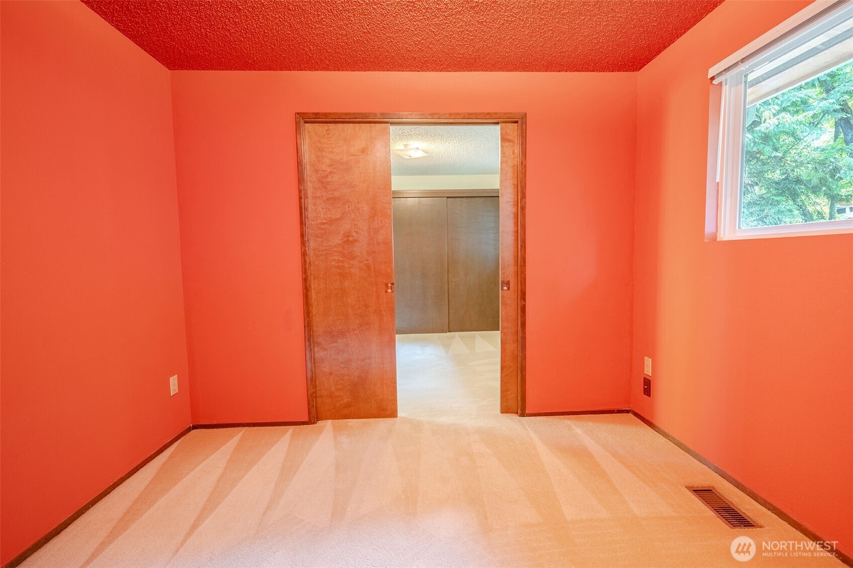 8017 47th Place Property Photo 12