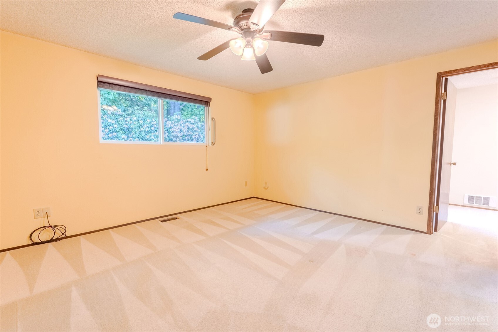 8017 47th Place Property Photo 14