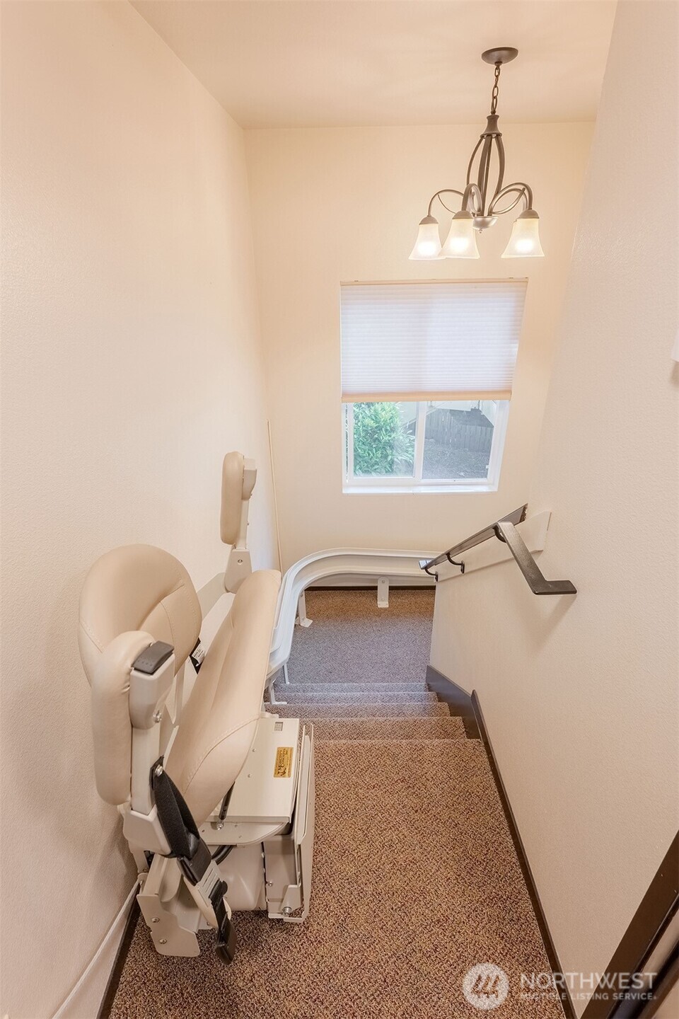 8017 47th Place Property Photo 23