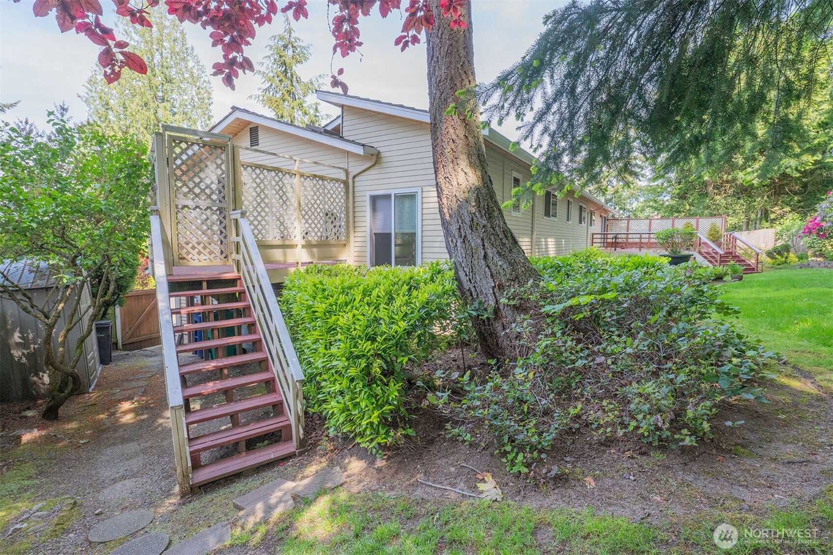 8017 47th Place Property Photo 35