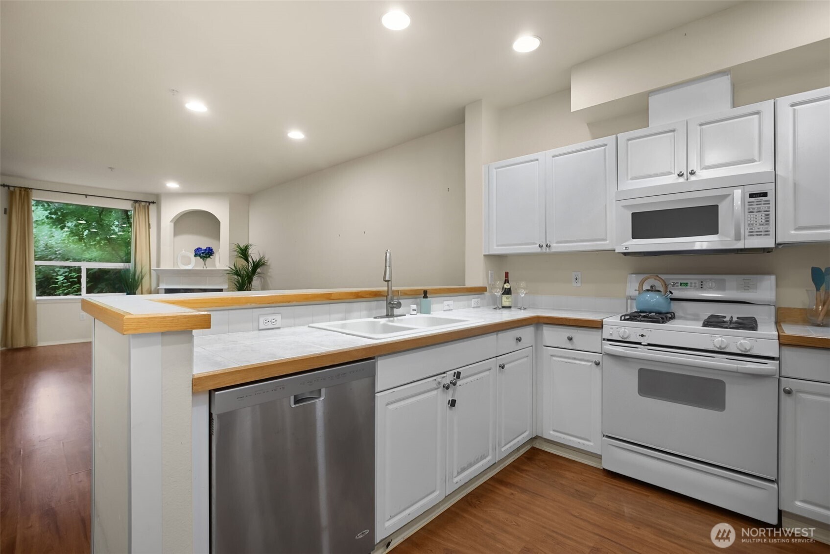 12530 Admiralty Way K102 Property Photo 12