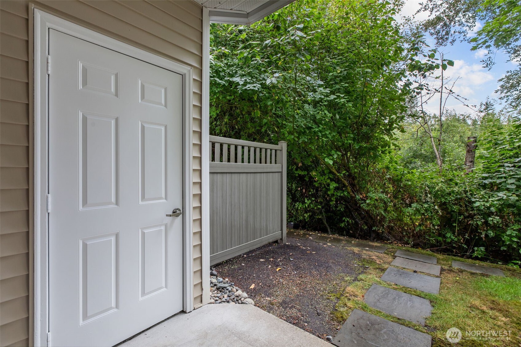 12530 Admiralty Way K102 Property Photo 31