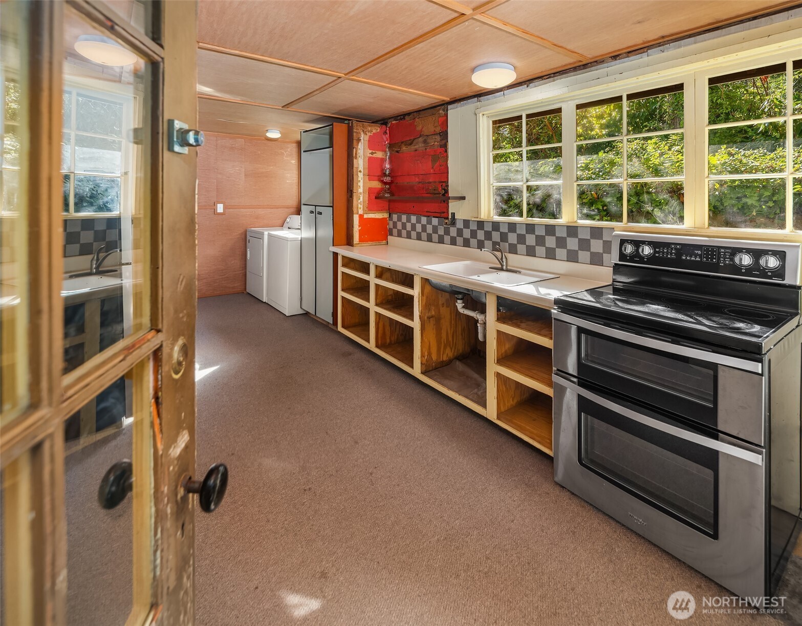 9023 Michael Lane Property Photo 7