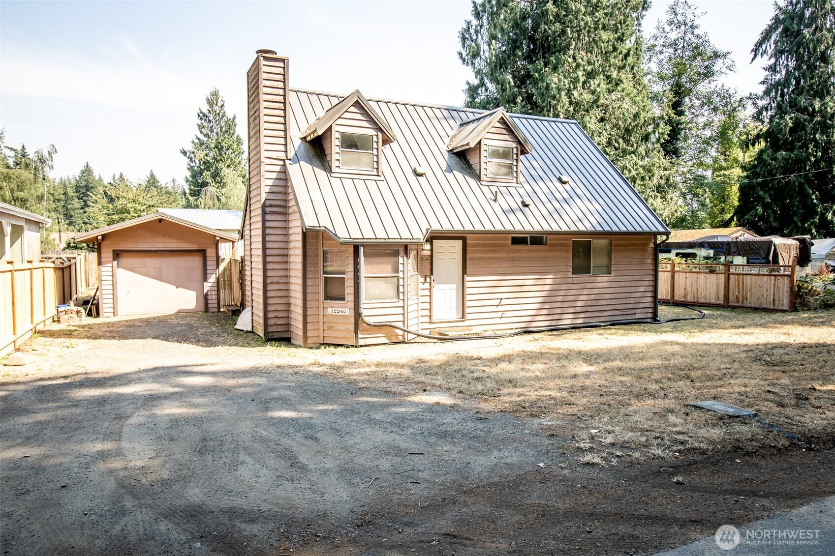 12940 Elm Avenue Property Photo 1