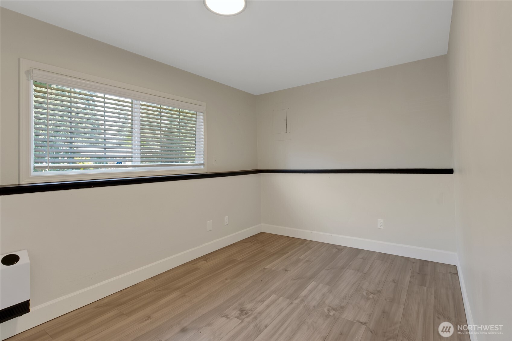 902 194th Street Property Photo 20